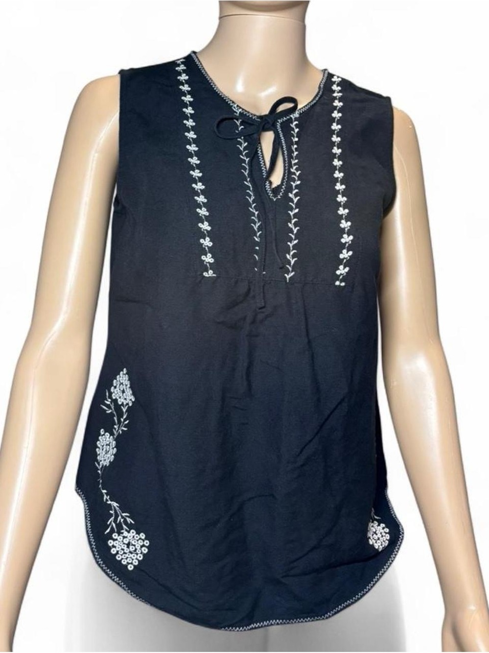 Black Sleeveless Embroidered Tie-Neck Women's Top